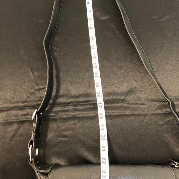 VALENTINO by Serendipity Valentino Crossbody - Picture 5 of 13